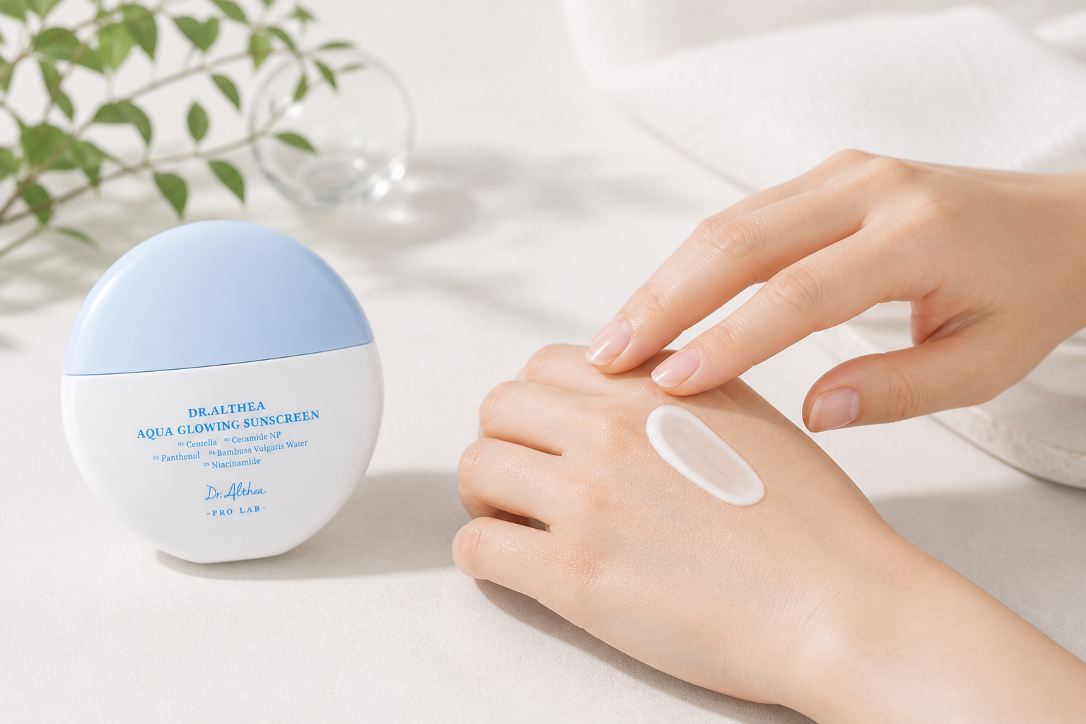 Aqua Glowing Sunscreen 45ml - Imagen 5